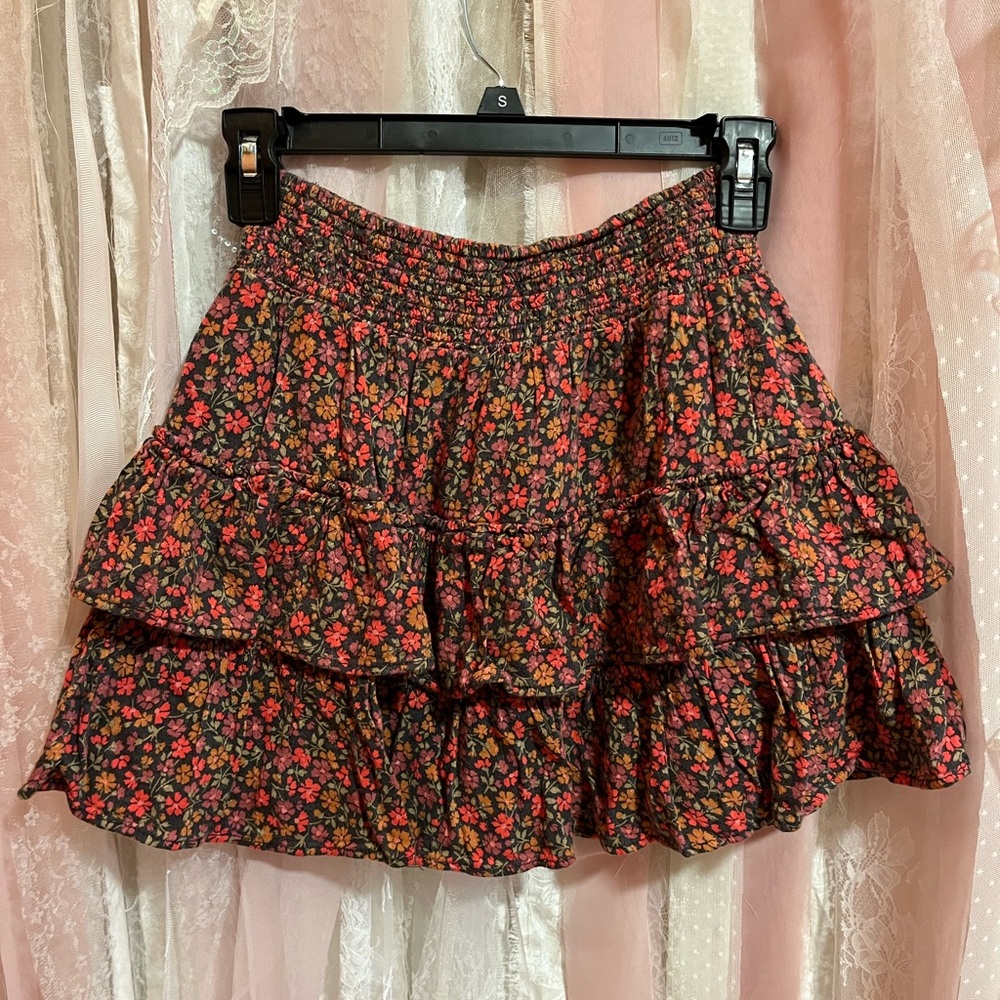 American Eagle  Floral Ruffle Skirt